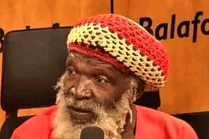 Décès de Anicet Ekané – Mboua Massock sur sacré matin, Radio Balafon : « À l’heure actuelle, la seule personne qui doit assumer toutes les responsabilités, c’est le Président »