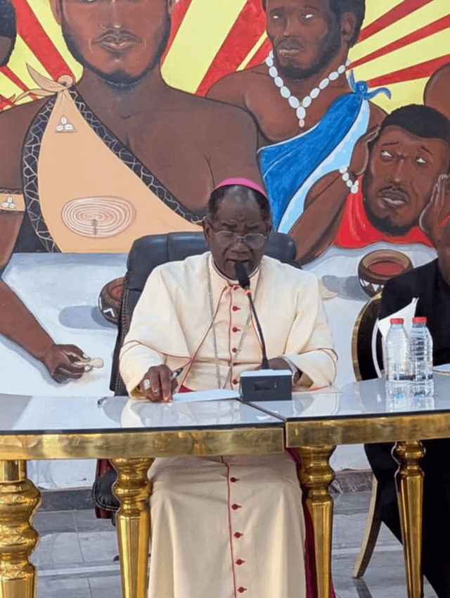 Monseigneur Jean Mbarga arrache le collège Vogt
