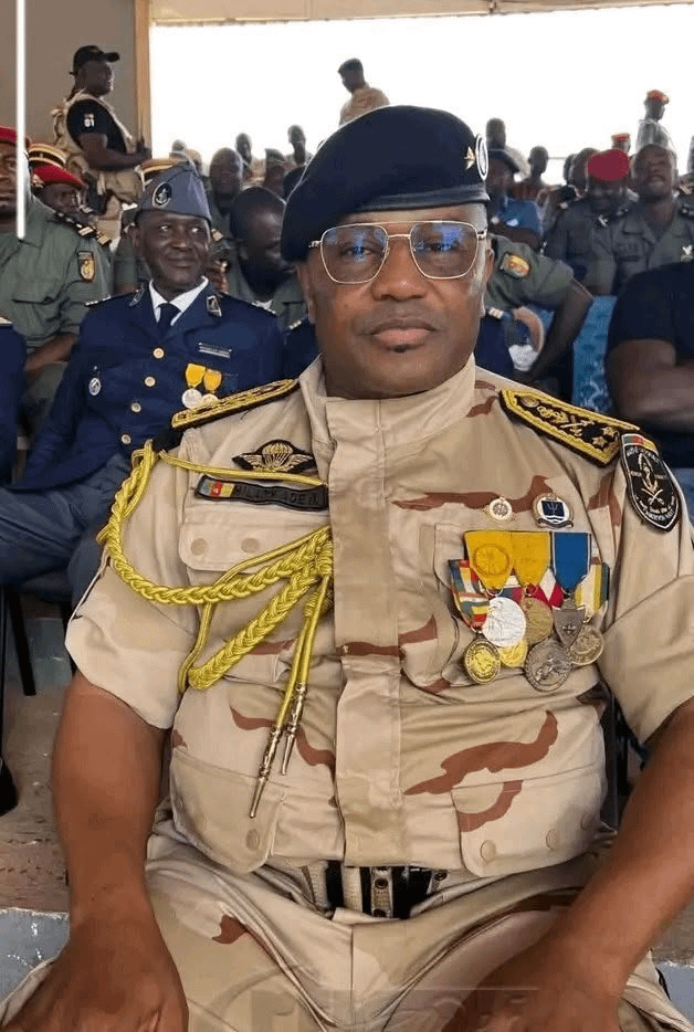 RMIA3 : Le Contre-amiral Ade Nkwenti Hilary a été installé à Garoua