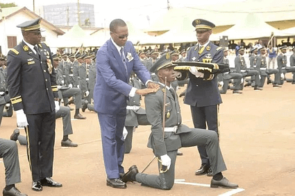 Armées : Voici en images la cérémonie de triomphe de la 40 ème promotion de l&rsquo;école militaire interarmes (EMIA)