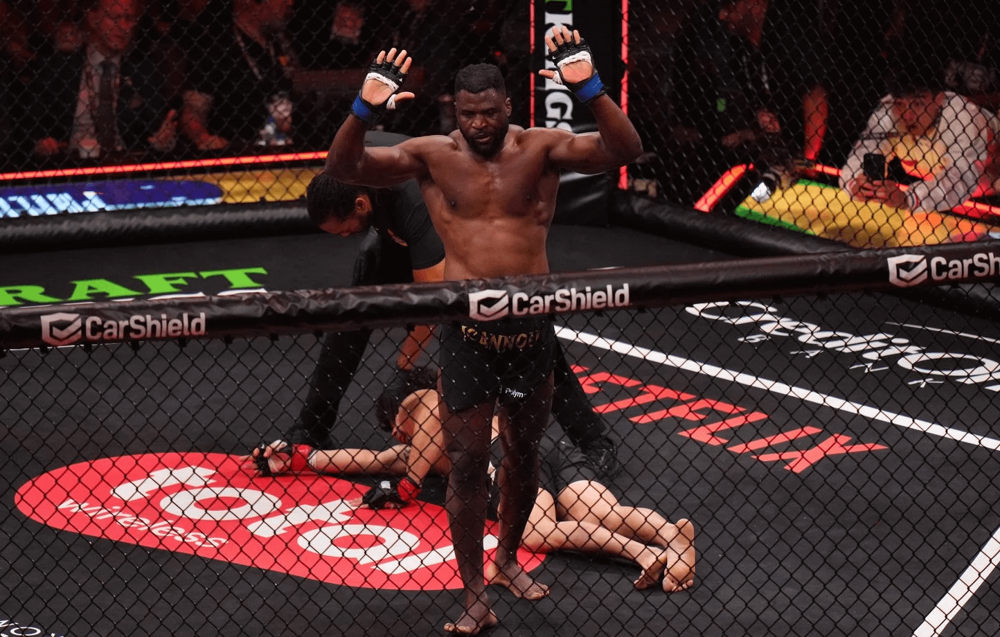 MMA : Pour son grand retour, Ngannou foudroie Lins en seulement un round