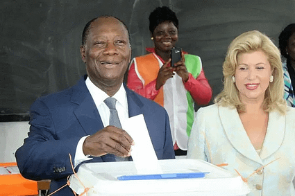 Côte d&rsquo;Ivoire : Les Ivoiriens votent dans le calme pour la présidentielle, Ouattara grand favori