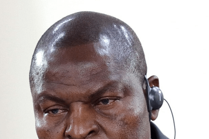 Présidentielle 2025: Faustin Archange Touadéra félicite Paul Biya