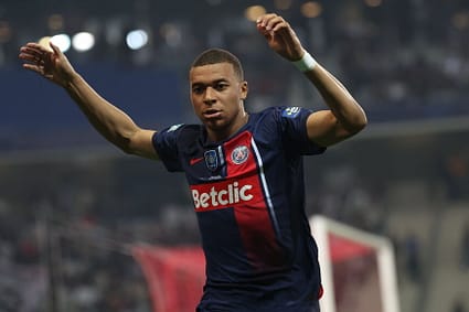 Litige Mbappé – PSG : le joueur réclame 240 millions d’euros, le club lui en demande 180