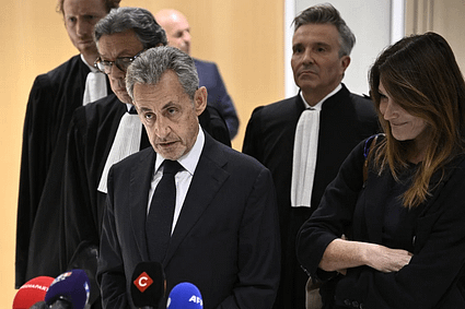 Nicolas Sarkozy libéré : après vingt jours de détention, l’ex-président de retour chez lui