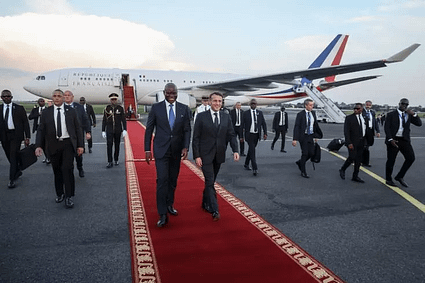 Macron salue le « tournant » au Gabon après le putsch de 2023