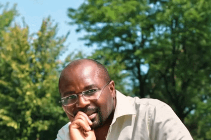 Disparition de Consty EKA: L&rsquo;hommage de l&rsquo;essayiste Vincent Sosthène Fouda