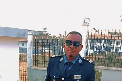 Moungo : Une femme poignarde et tue son époux policier à Nkongsamba après une scène de ménage