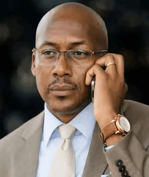 Ecce Homo : Voici le lieutenant colonel ATEMENGUE OMBGA André Eric, nouveau commissaire du gouvernement près le tribunal militaire de Yaoundé