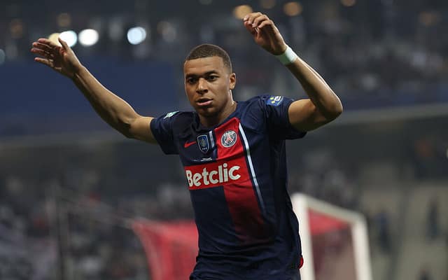 Litige Mbappé – PSG : le joueur réclame 240 millions d’euros, le club lui en demande 180