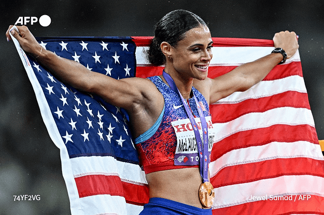 Mondiaux d’athlétisme : Sydney McLaughlin-Levrone devient championne du monde du 400 m avec le deuxième meilleur chrono de l’histoire