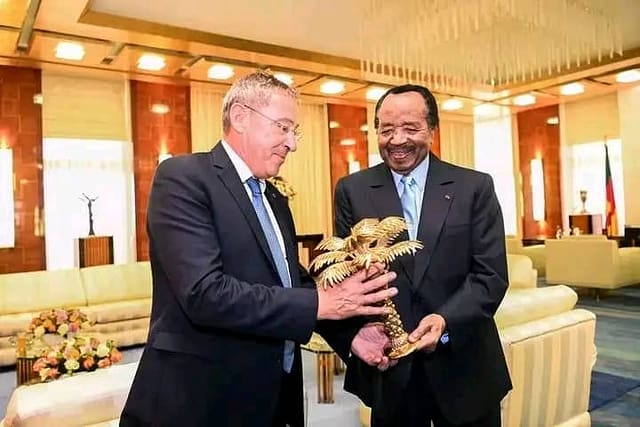 Audience au palais : Paul Biya reçoit l’ancien ambassadeur de France