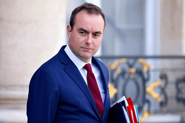 France: Sébastien Lecornu succède à François Bayrou à l’hôtel Matignon