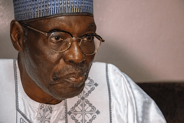 Issa Tchiroma bénéficie de la protection des éléments de la garde républicaine gambienne selon notre confrère Jeune Afrique