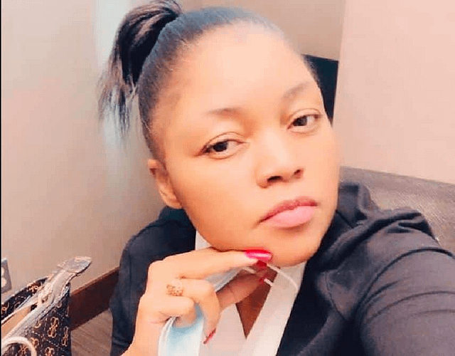 Présidentielles d’octobre : Une camerounaise de la diaspora offre 1 million de FCFA pour la campagne du candidat Cabral Libii