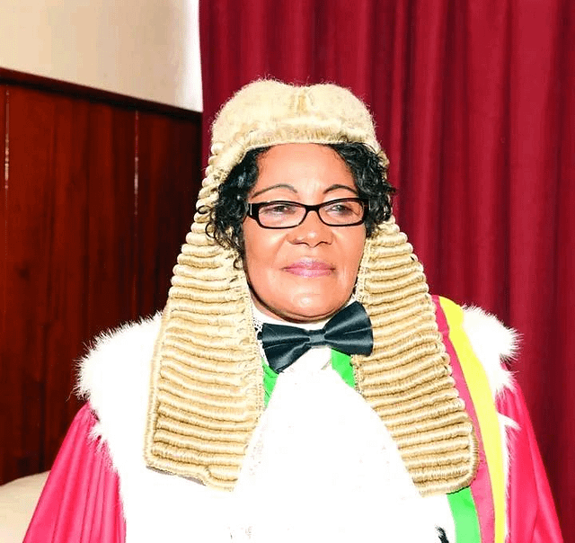Ecce homo : Voici Florence Rita Arrey la première femme membre au conseil constitutionnel du Cameroun