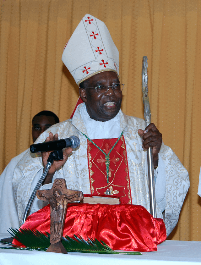 Carnet noir : Mgr Adalbert Ndzana évêque émérite de Mbalmayo est mort à l’âge de 86 ans