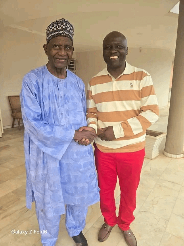 Donné pour mort le week-end dernier : L’ancien Ministre du Tourisme et des Loisirs Bello Bouba réapparait