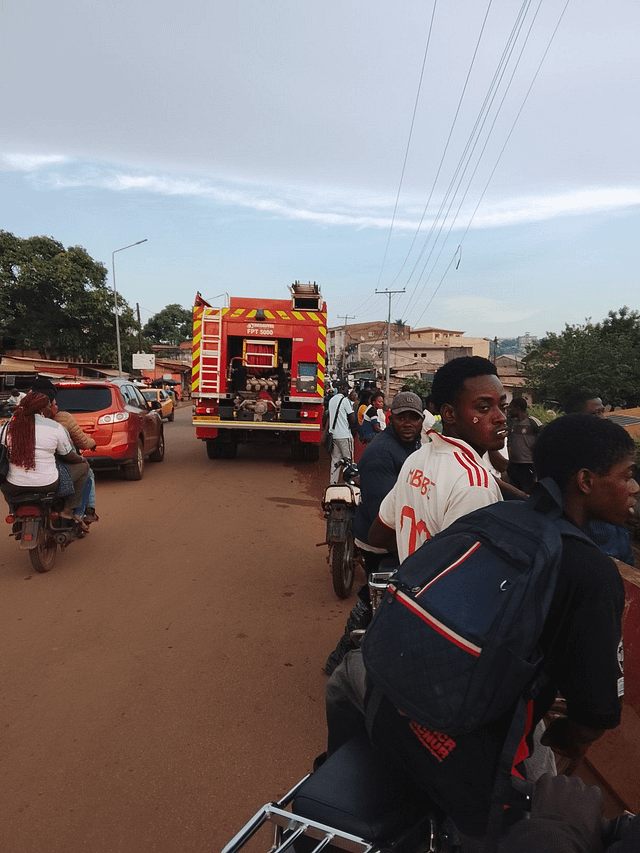 Mfoundi : 02 enfants emportés par les eaux du torrent au lieu-dit Obobogo rail à Yaoundé