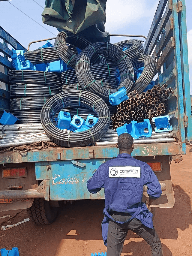 Campagne 200 000 branchements neufs: Livraison d’une importante cargaison de matériel de branchement à Yaoundé