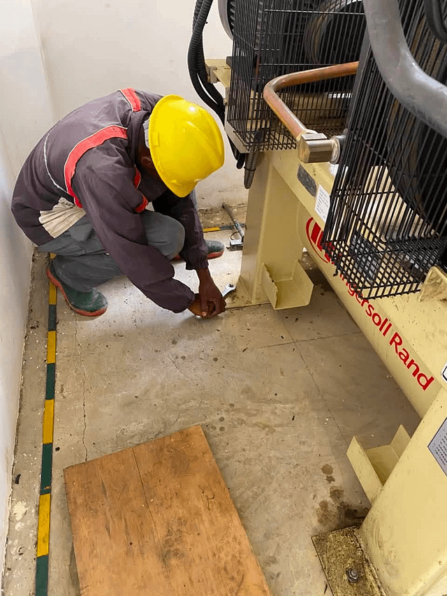 Secteur Spécial de Production PAEPYS: Travaux de maintenance sur le système d’air comprimé de la station de traitement d’Emana-Batchenga