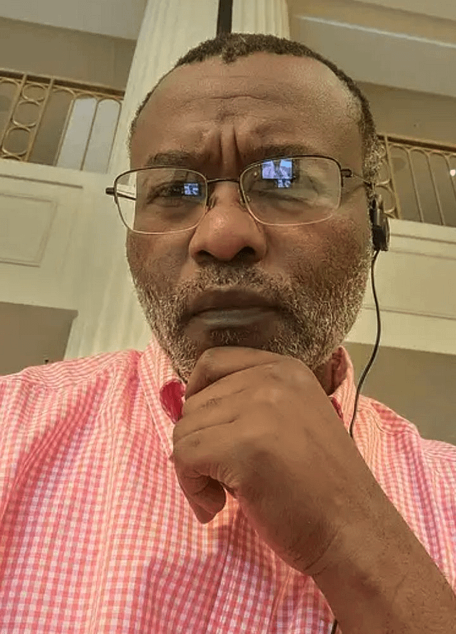 Gouvernement : Voici pourquoi le Président Biya ne parvient pas à remanier selon le Jésuite Ludovic Lado